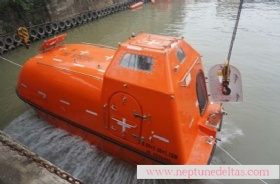 5.0M FRP Tanker versions TOTALLY ENCLOSED LIFEBOAT FOR TRAINNING